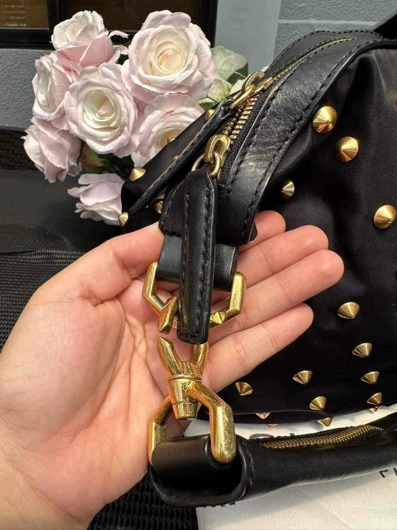 Authentic Givenchy Nightigale Polly Limited-Edition Medium (Category: Luxury Bags & Wallets) located in Quezon City. Submitted by hellopatchi (Listing ID 1242792665, Image 2). Description: Rush Sale Givenchy Nightigale Polly Limited-Edition Medium. Excellent Condition with Dustbag. -.