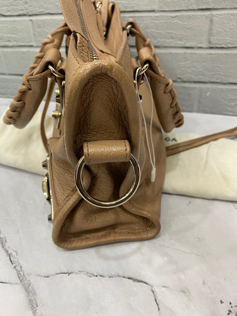BALENCIAGA mini city nude SHW Size 23x13x5 Db strap booklet tag 19 5