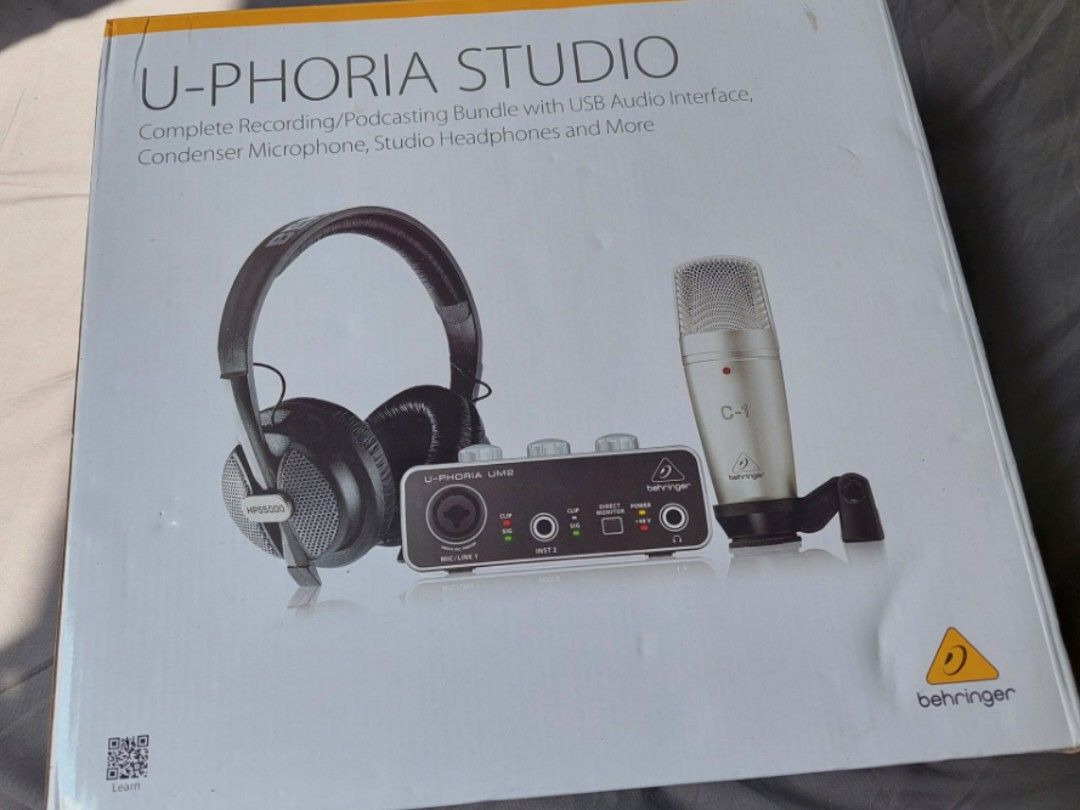 Studio　on　Behringer　Voice　Recorders　set,　U-Phoria　Audio,　full　Carousell