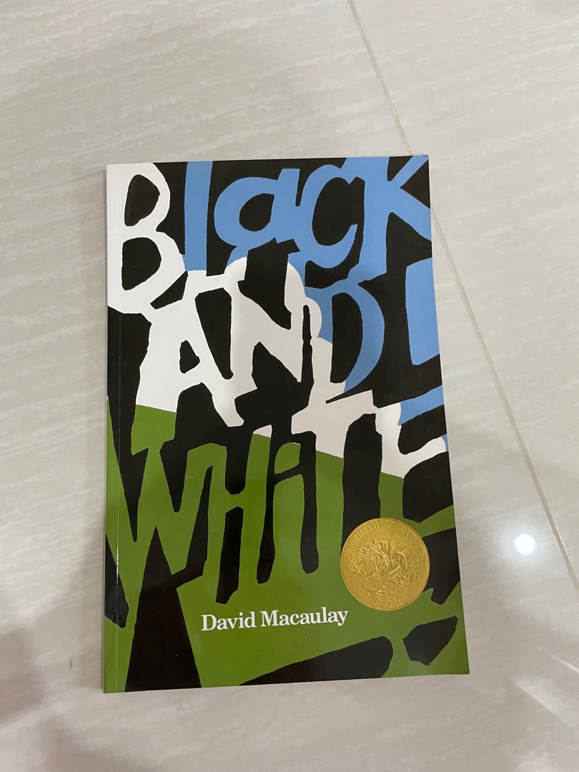 Black and white - david macaulay, Hobbies &amp; Toys, Books &amp; Magazines, Children's Books on Carousell