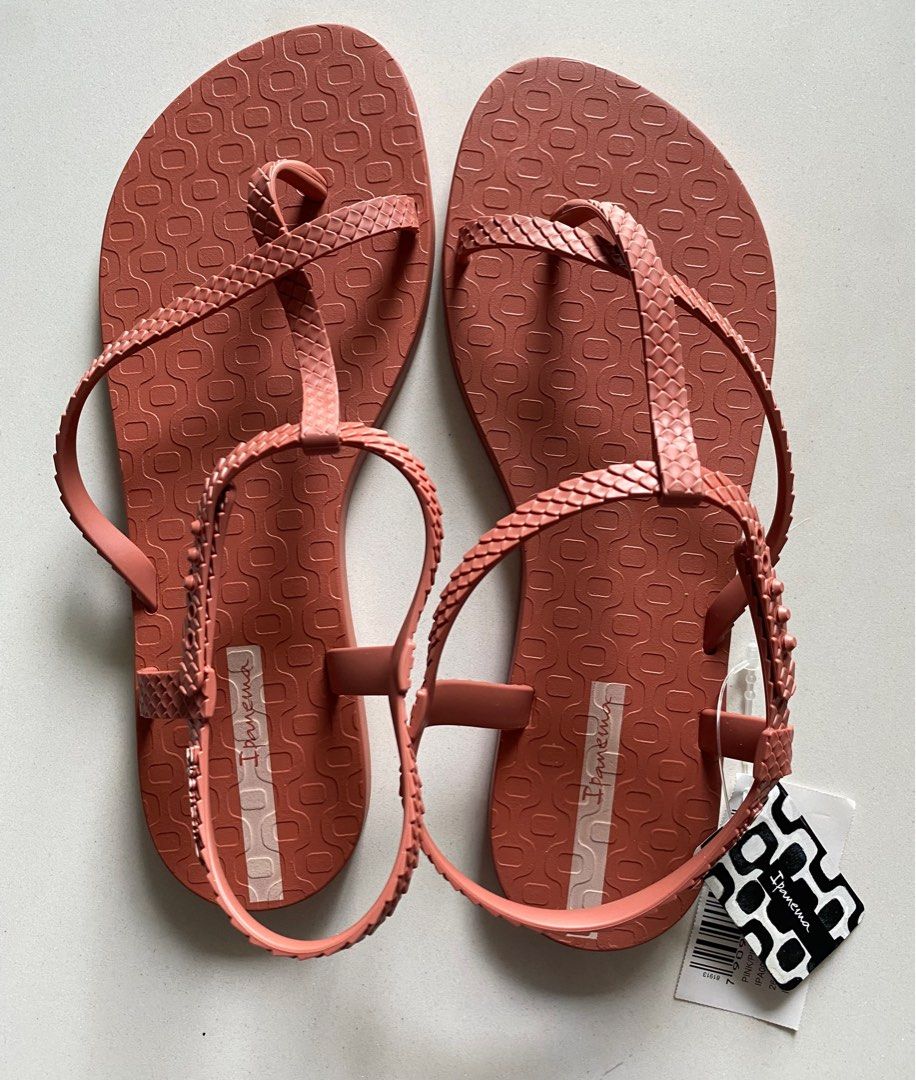 BNWT Ipanema Sandal Class Wish Fem, Women's Fashion, Footwear