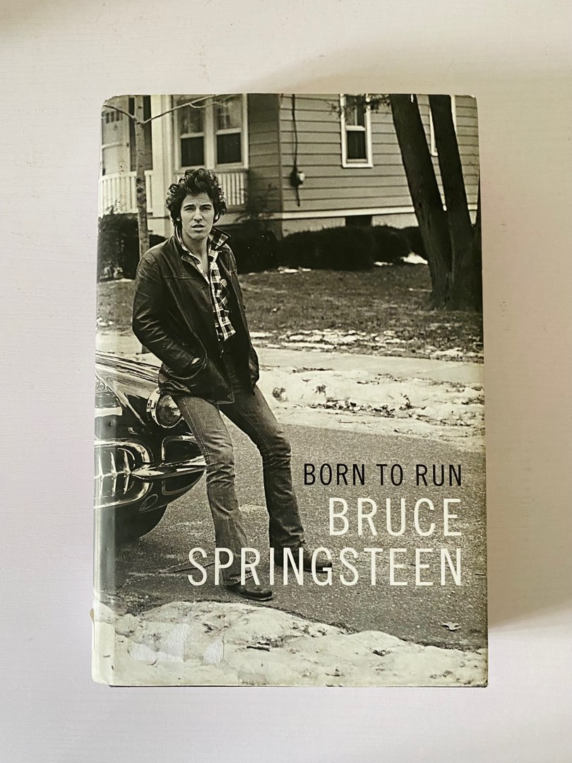 Born to Run Bruce Springsteen (Autobiography, hardbound) on Carousell