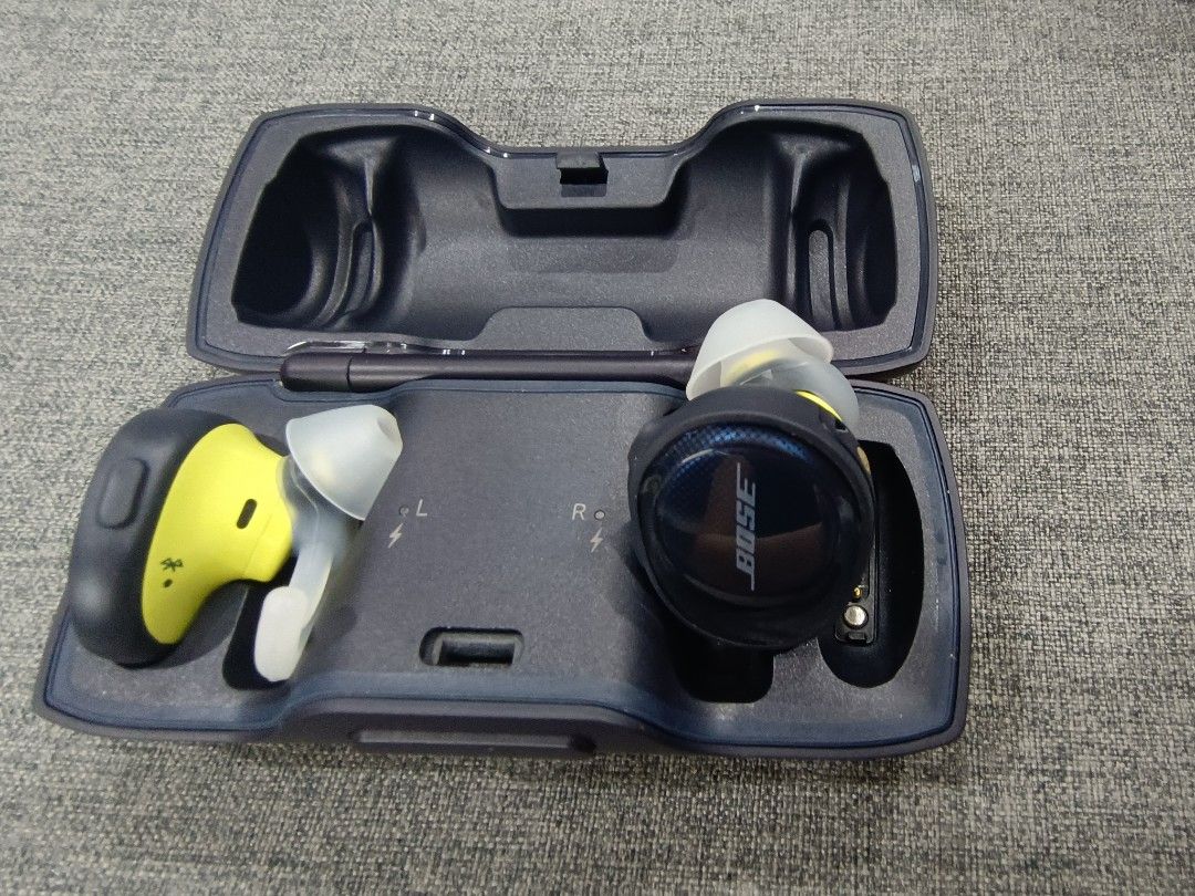 Bose charging clearance case soundsport free