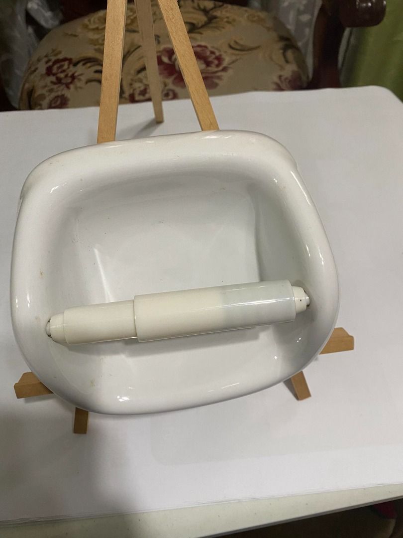 Ceramic Tissue Holder (Category: Bathroom & Kitchen Fixtures) located in Las Pinas. Submitted by milkydeclutter (Listing ID 1242803635, Image 2). Description: Brand New Ceramic Tissue Holder - bought from Wilcon Depot - Still in box, opened only for picture taking - For wall mounting Size: 17 cm x 15 cm x 8 cm MOP: BPI, gcash MOD: grab/lalamove.