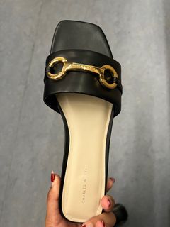 (Category: ) located in . Submitted by veeeeena (Listing ID 1242764477, Image 1). Description: .