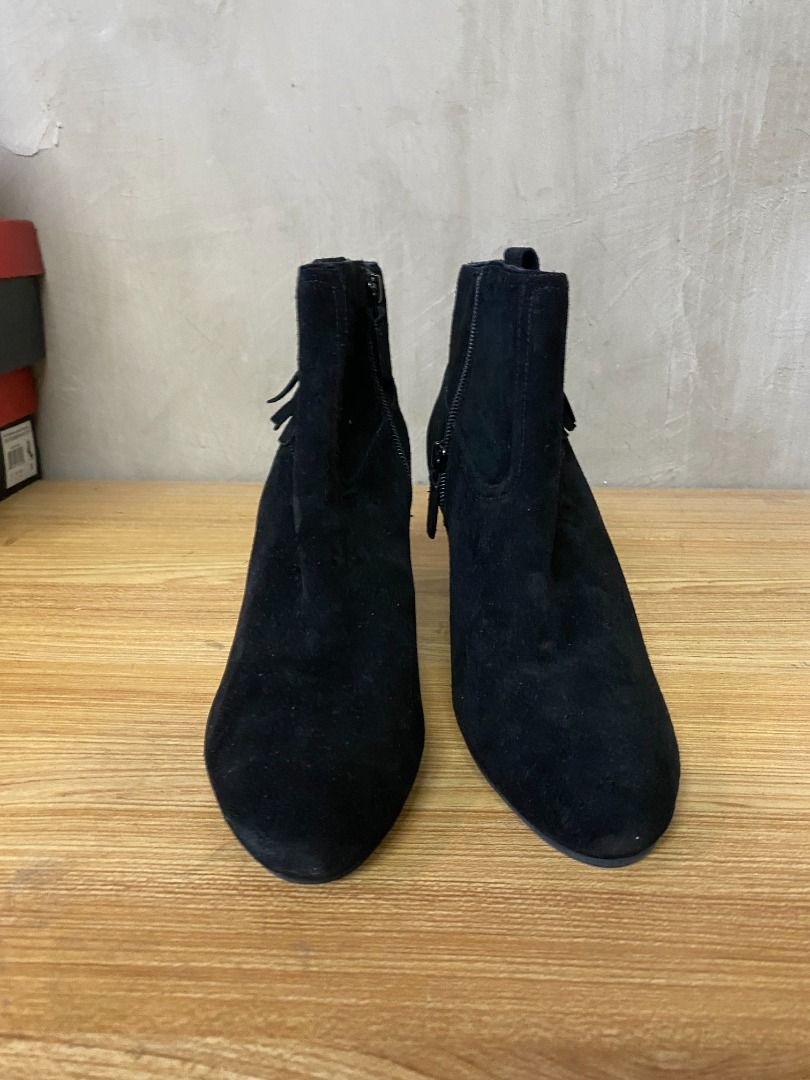 Cole Haan Elsie Detail Boots US8.5