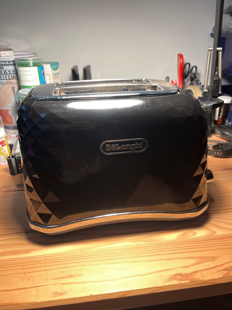 DeLonghi Brillante 2 Slice Toaster Black, TV & Home Appliances, Kitchen