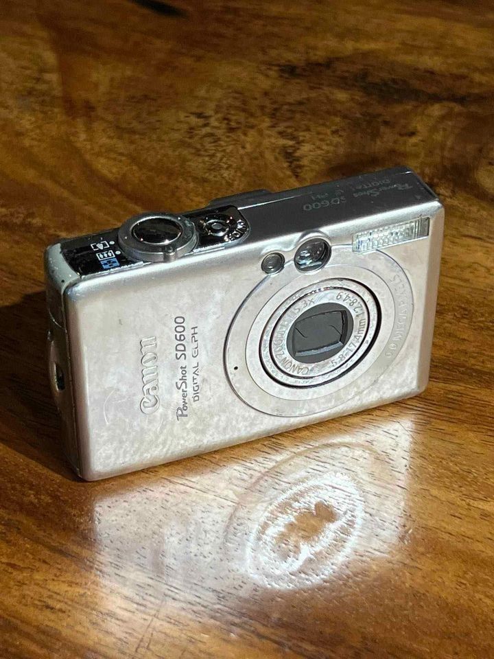 Digital Camera Canon Powershot SD600 (Category: Cameras) located in Valenzuela. Submitted by alfeopaulramos7490 (Listing ID 1242898407, Image 2). Description: Digital Camera Canon Powershot SD600 3,999 plus shipping fee Inclusion: *Unit *Canon battery *Brandnew canon charger *Cables *FREE sony pouch NO ISSUE 100% ALL WORKING ALL KEYS ARE CRIPSY NO HARDPRESS **WITH 1 MONTH WARRANTY TO GUARANTEE THIS UNIT HAS NO ISSUE** COD WITHIN MANILA ONLY PAYME