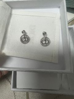 （分類：）位於 。 由 theirs000 提交（商品編號 1242837185，圖片 1）。簡介： 。