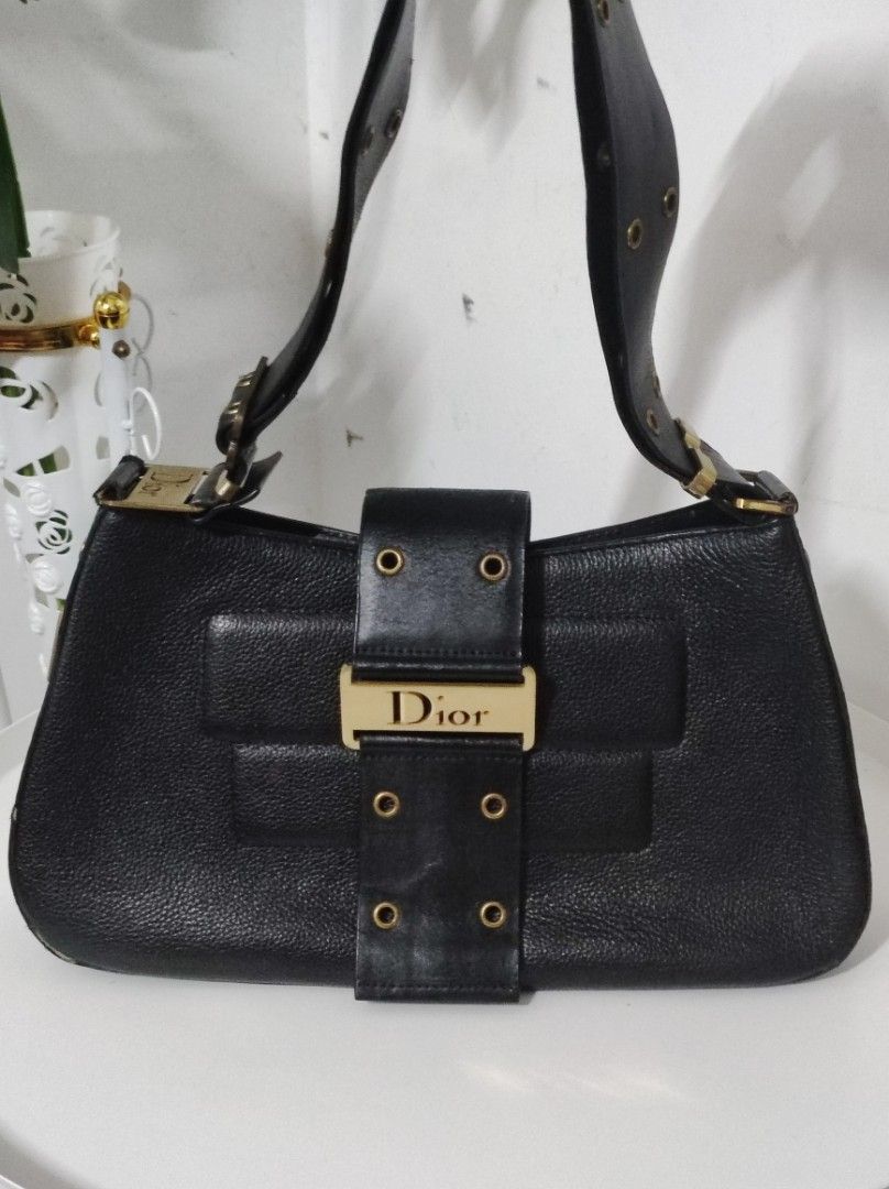 DIOR Street Chic Columbus, Luxury, Bags & Wallets on Carousell