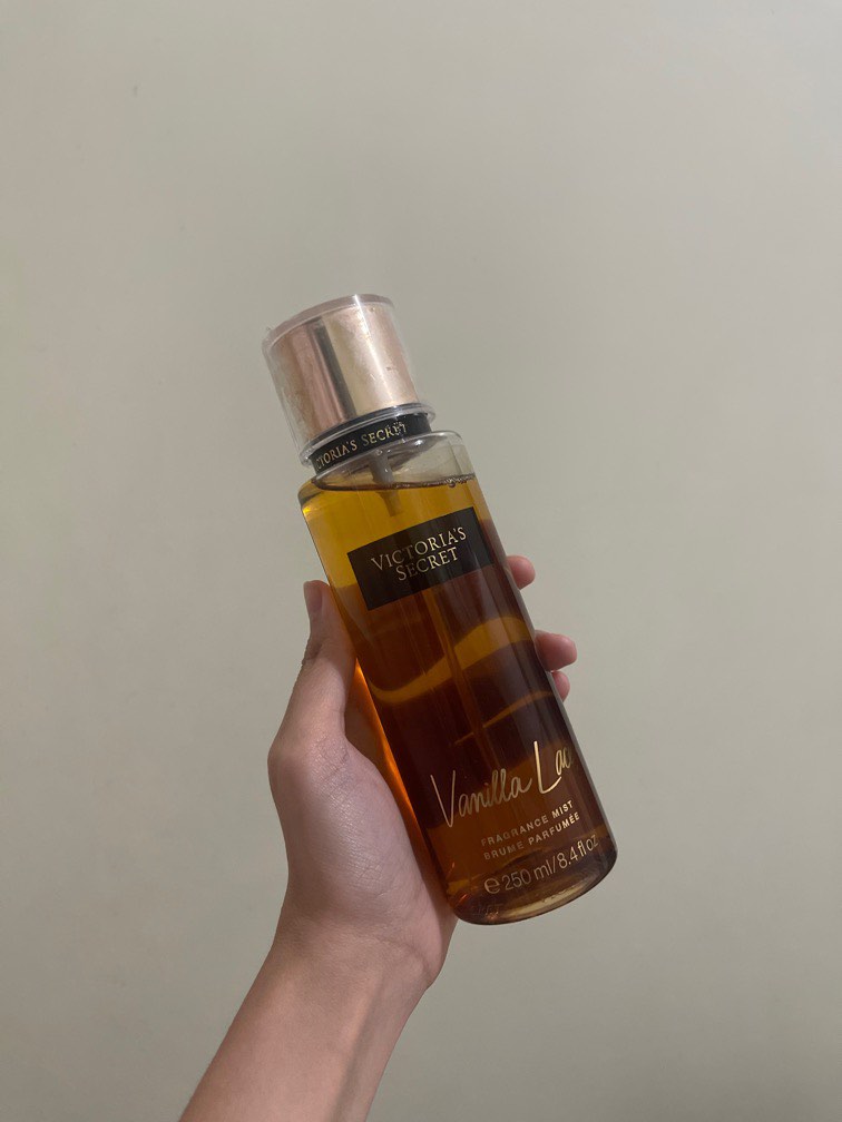 Victoria secret vanilla lace sales lotion discontinued