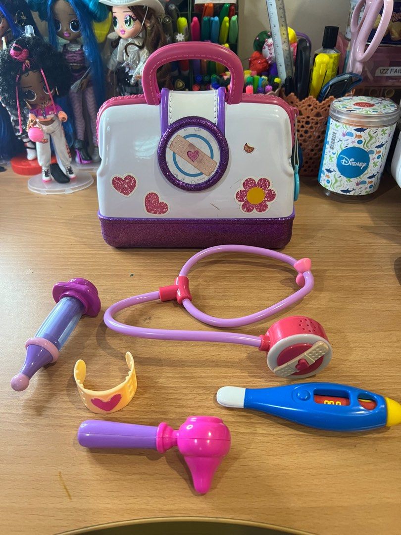 Doc mcstuffins toy sales hospital bag set