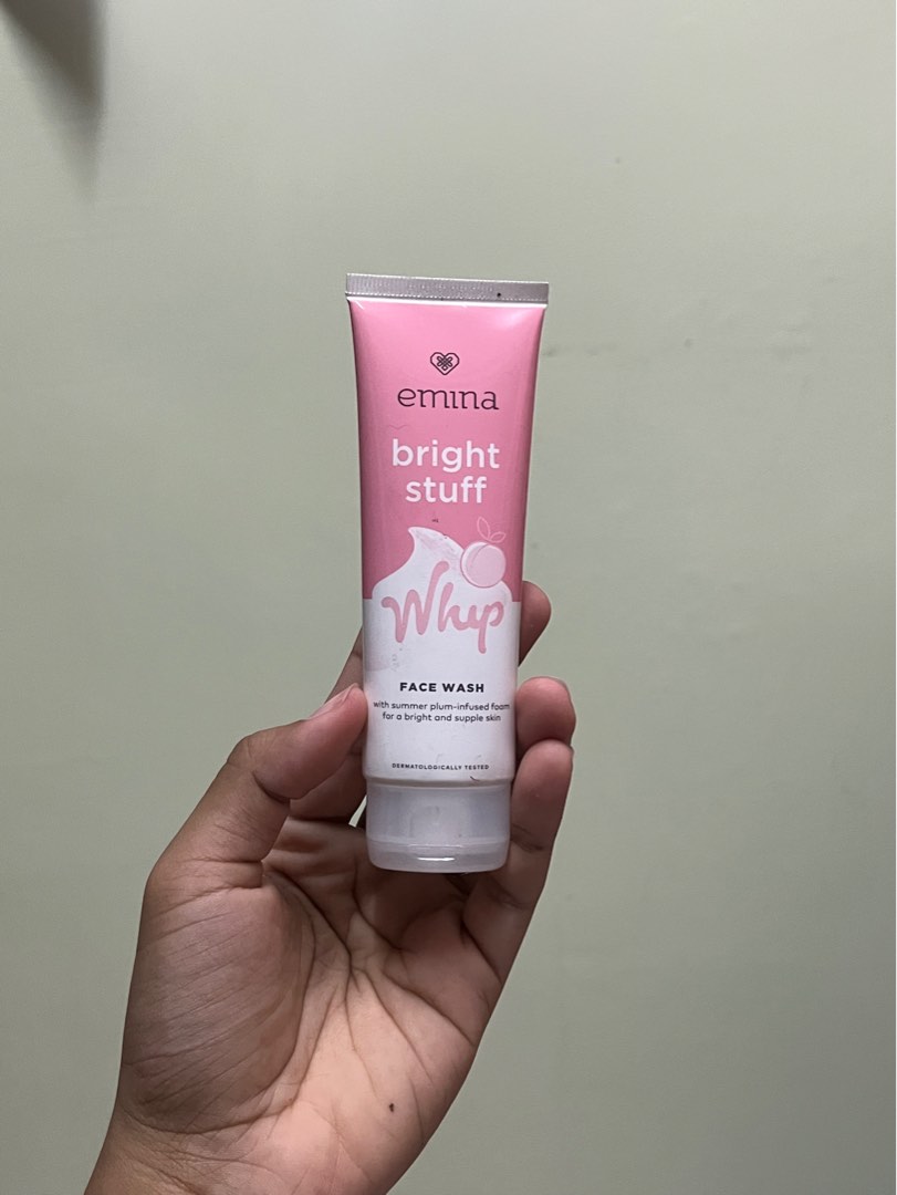 Emina bright stuff face wash deals