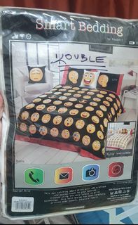Emoji Reversible Duvet Cover Set (Double)