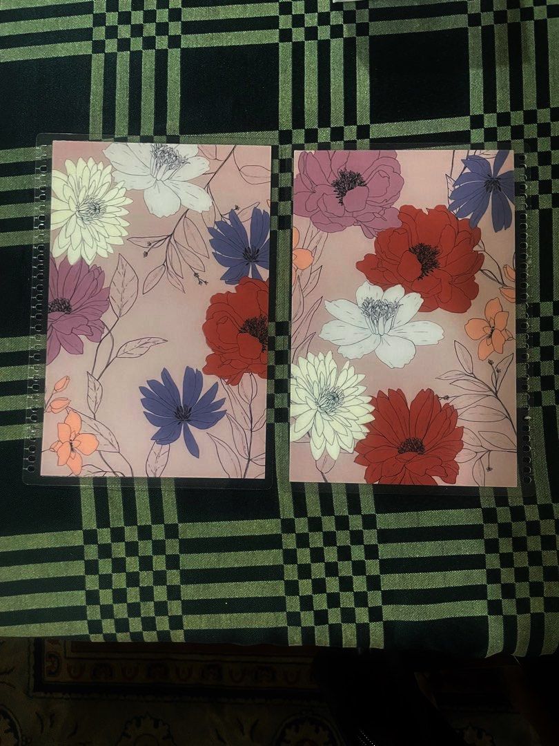 Erin condren A5 snap in cover (Category: Stationery & School Supplies) located in Quezon City. Submitted by jujuloco (Listing ID 1242832722, Image 1). Description: Brand new Erin Condren snap in A5 interchangeable planner or notebook cover with inside dashboards that you can write on with wet or dry erase markers .