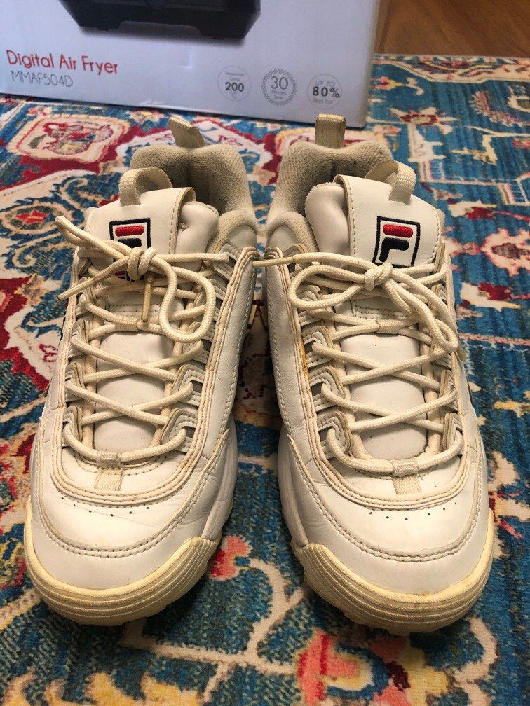 Fila shoes cheap disruptor beige
