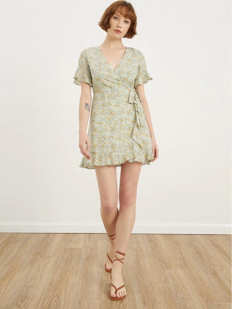 Floral Wrap Dress Pomelo, Women's Fashion, Dresses & Sets, Dresses on