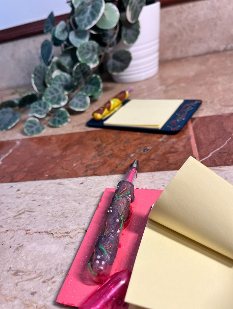 Fridge with Pencil holder and sticky notes, Furniture & Home