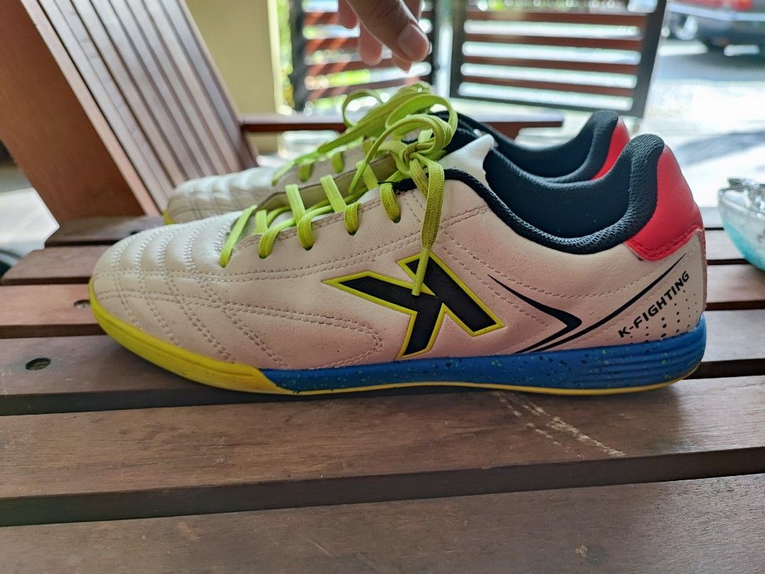 K futsal deals shoes