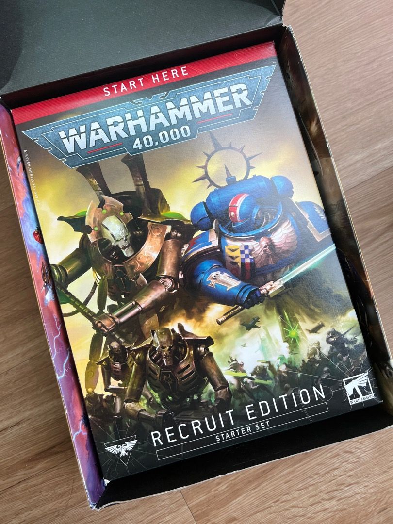  Warhammer 40,000: Recruit Edition : Toys & Games