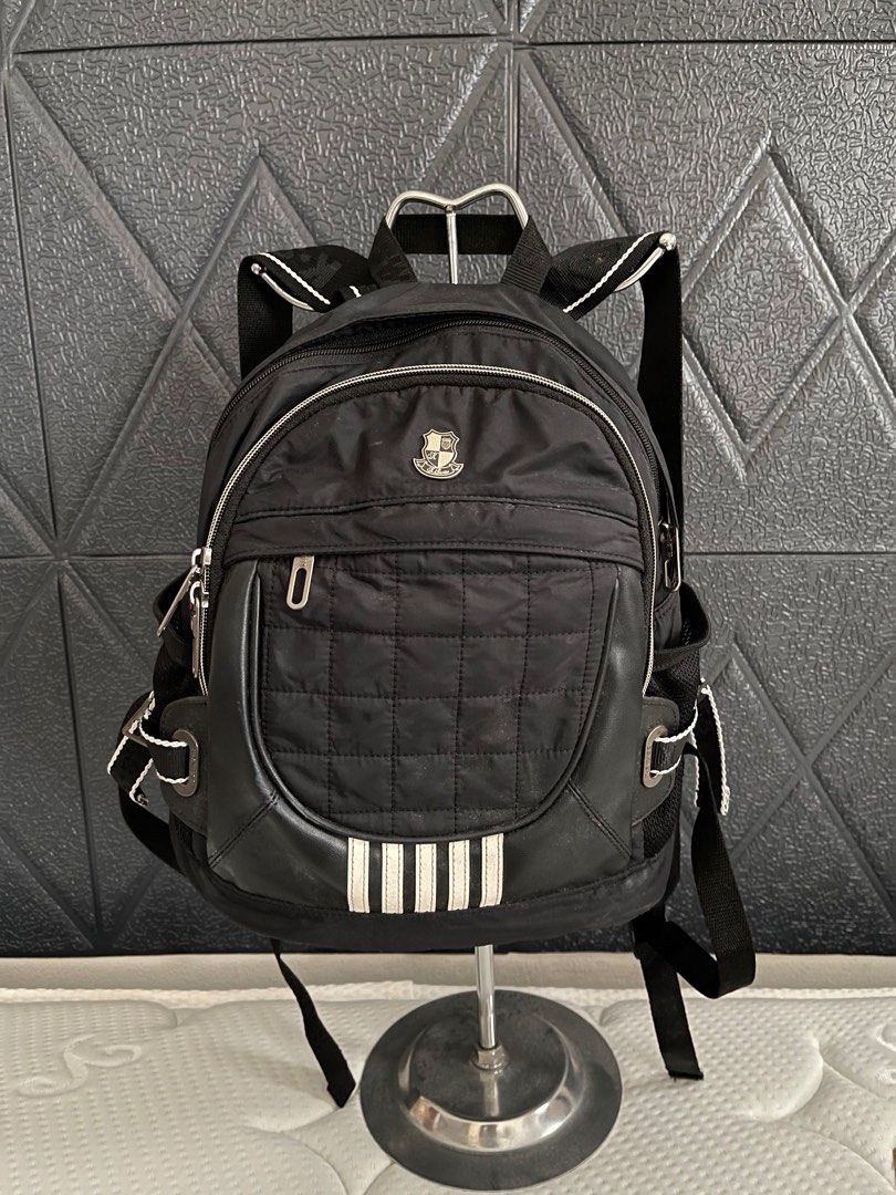 GOOD AS NEW! K-SWISS SMALL BACKPACK (Category: Backpacks) located in Cavite. Submitted by declutterqueen_ph (Listing ID 1242759103, Image 1). Description: ✅ NO FLAWS.