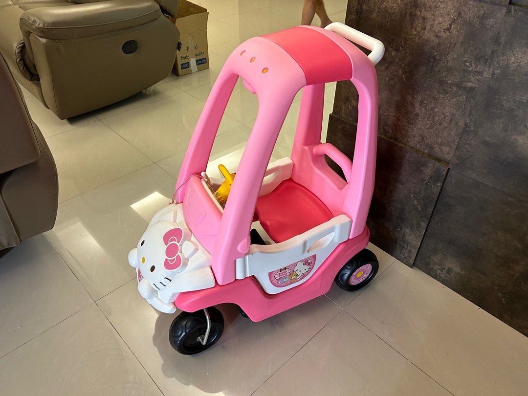 Hello kitty top cozy coupe
