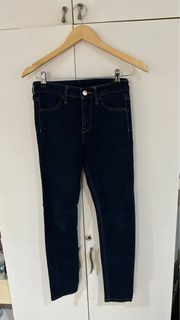 (Category: ) located in . Submitted by shoppreloved.ph (Listing ID 1242798163, Image 1). Description: .