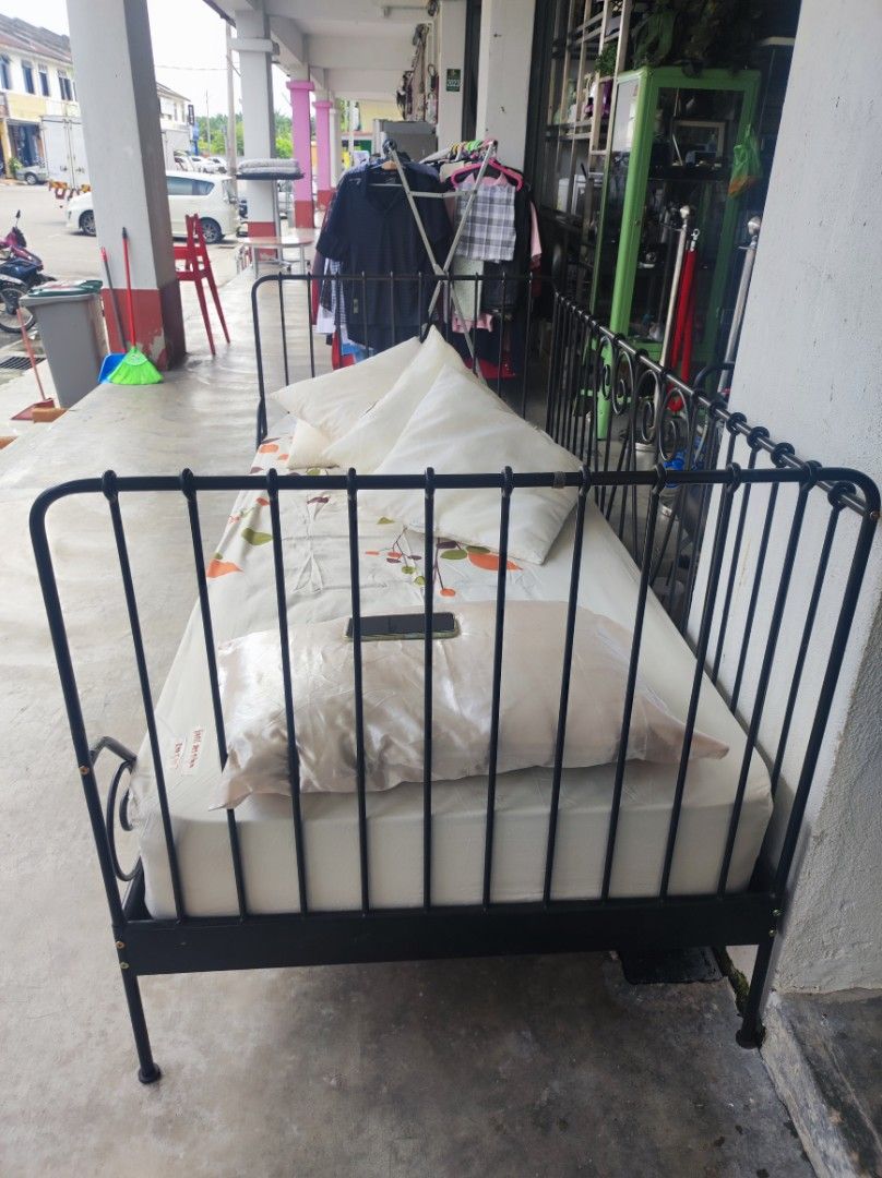 Ikea meldal daybed frame, Furniture & Home Living, Furniture, Bed