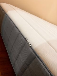 （分類：）位於 。 由 home_alone_ 提交（商品編號 1242846785，圖片 1）。簡介： 。