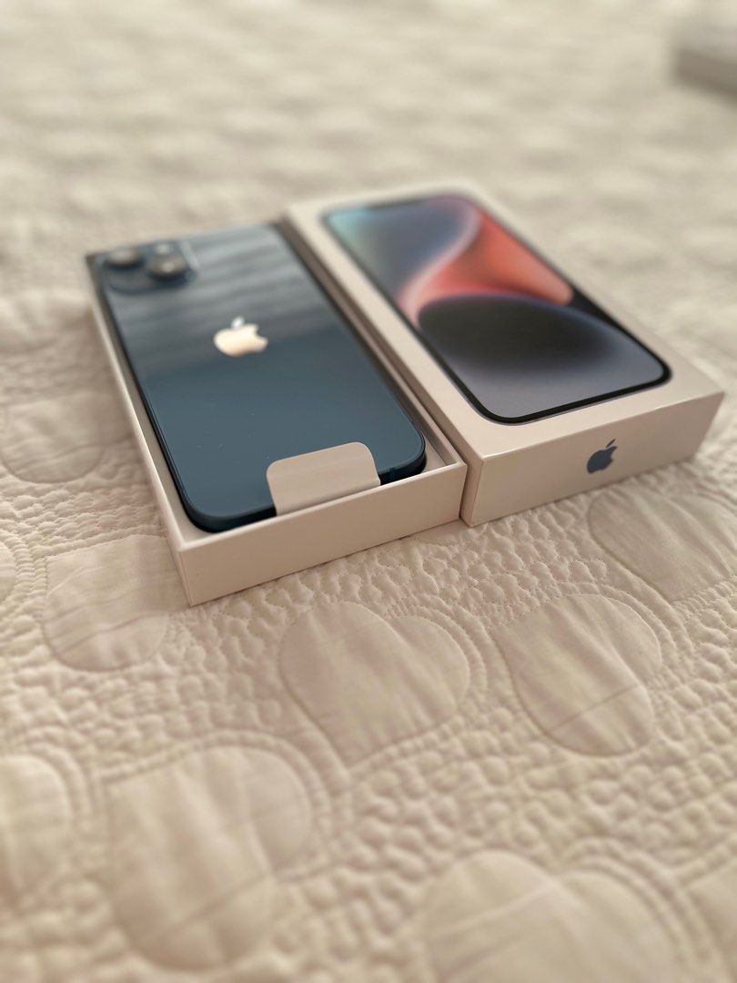 iPhone 14 128GB (Category: iPhone 14 Series) located in Talisay. Submitted by myclosetxoxo. (Listing ID 1242759215, Image 2). Description: 100% battery health with 1 year apple service limited warranty. ❌LOWBALLERS WILL NOT BE ENTERTAINED❌.