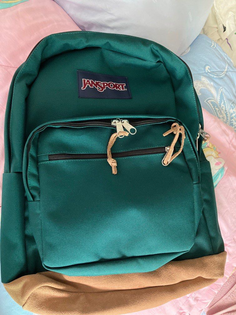 Jansport right pack dark green, Men's Fashion, Bags, Backpacks on Carousell