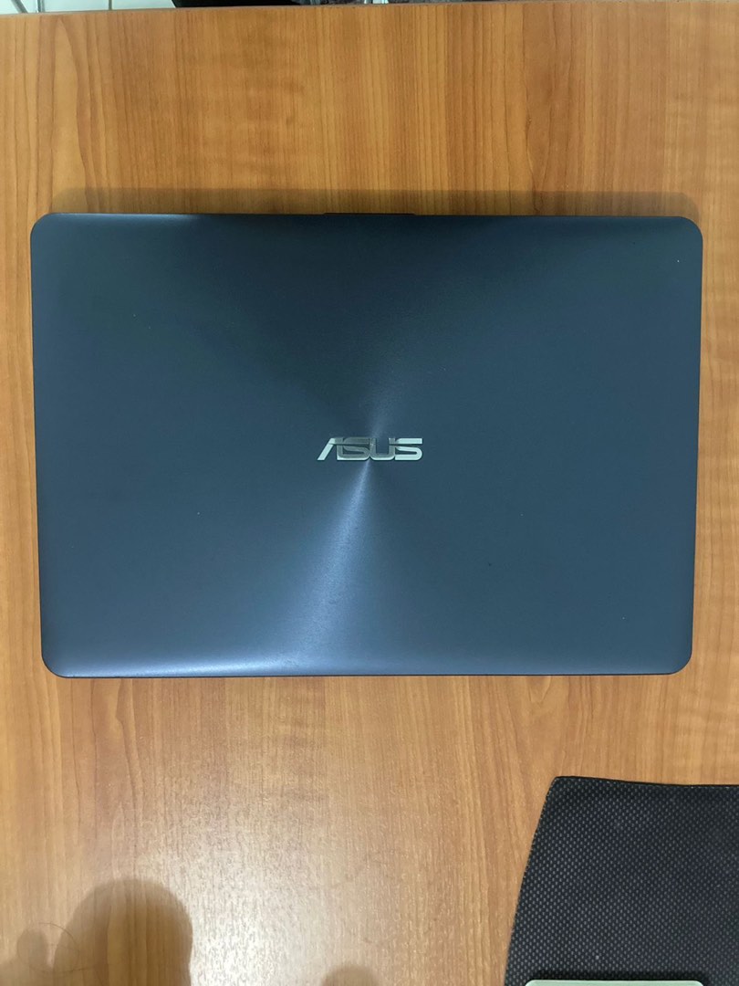 ASUS VIVOBOOK A442U (NEGO) on Carousell
