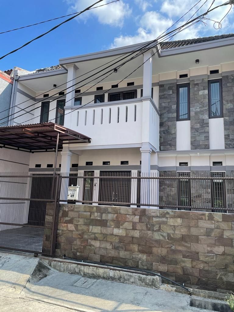 jual_rumah_di_jakasampurna_bek_1689237933_f7df13f9_progressive