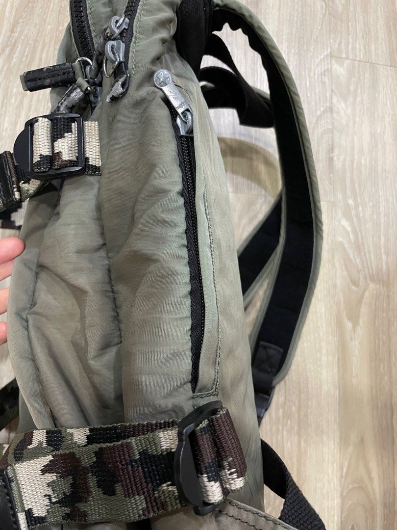 Kipling backpack (Category: Backpacks) located in Singapore. Submitted by hh0255 (Listing ID 1242854109, Image 4). Description: Retail price: SGD 189 Functional, durable and light backpack Can fit in maximum 17 inch laptop.