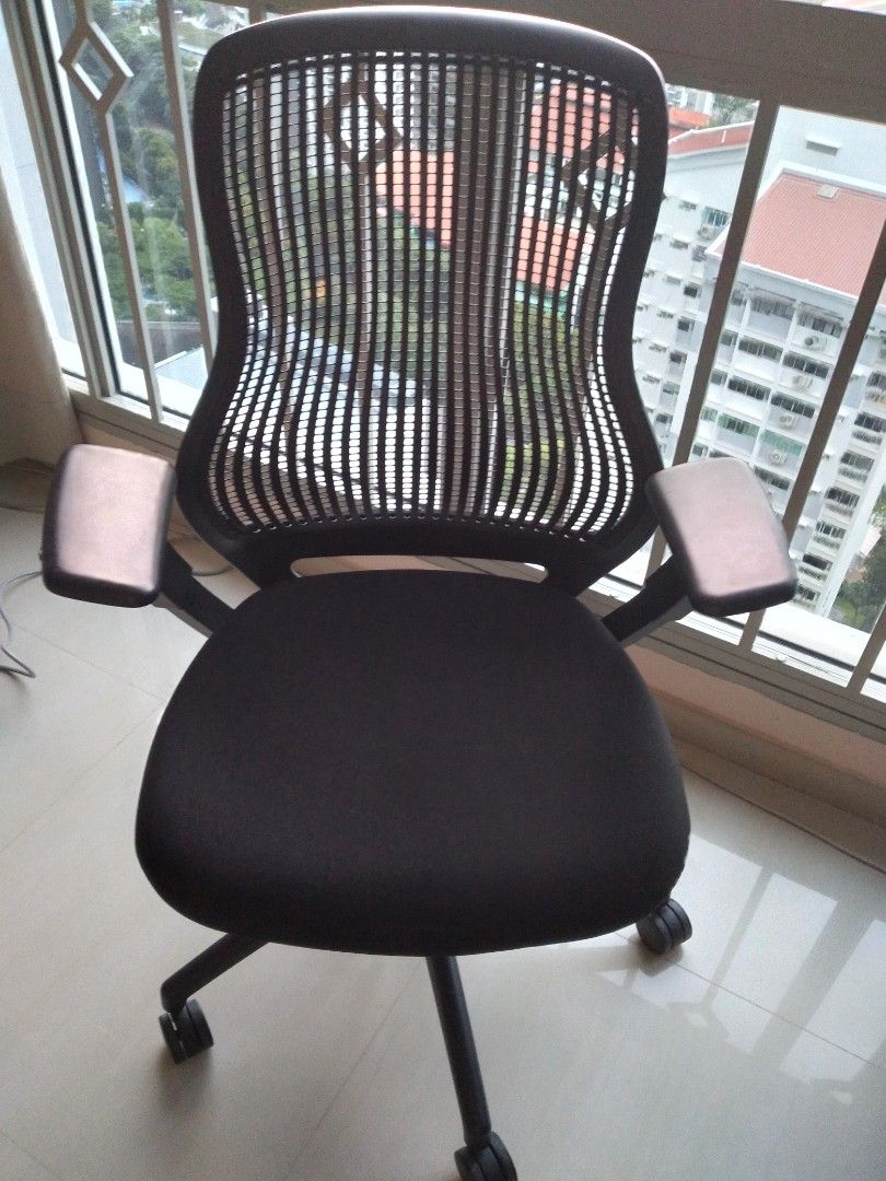 Knoll office chair with Lumbar support, Furniture & Home Living, Furniture, Chairs on Carousell