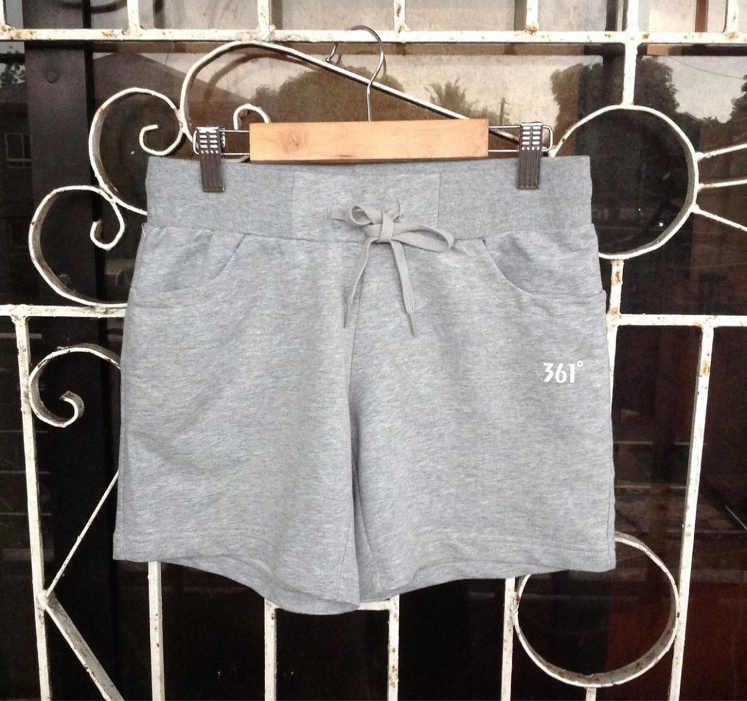 Korean Shorts, Women's Fashion, Bottoms, Shorts on Carousell