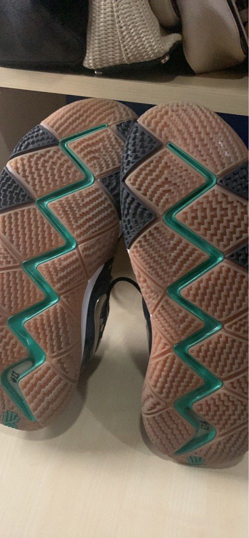 Kyrie 4 navy blue sales