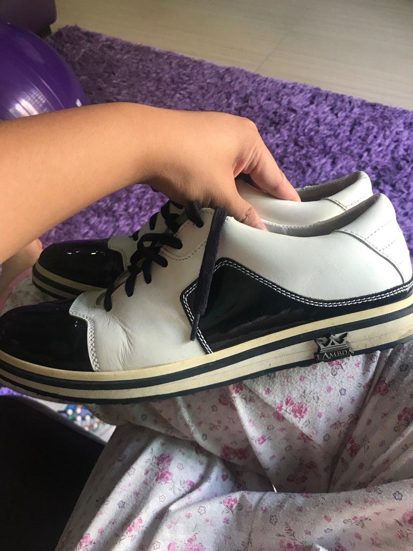 Lambda sales golf shoes