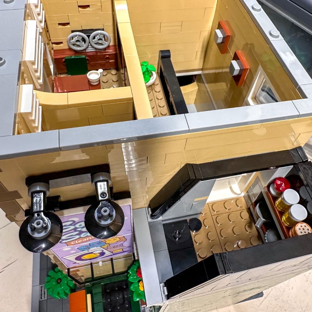 10278 lego police station