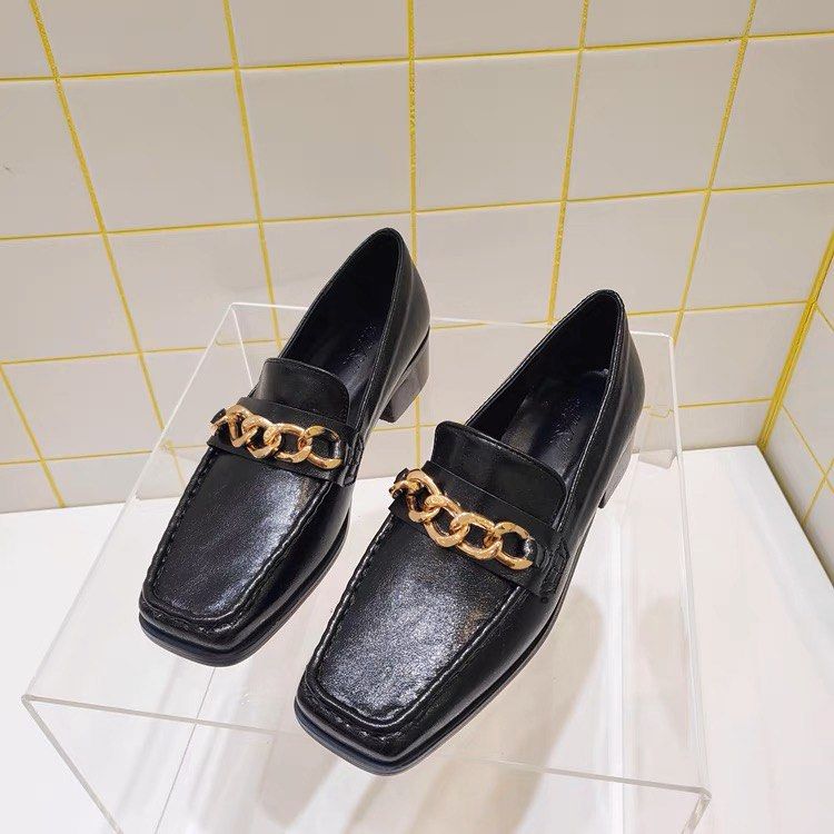 韓國高品質金屬鏈方頭皮鞋樂福鞋loafers, 女裝, 鞋, Loafers - Carousell