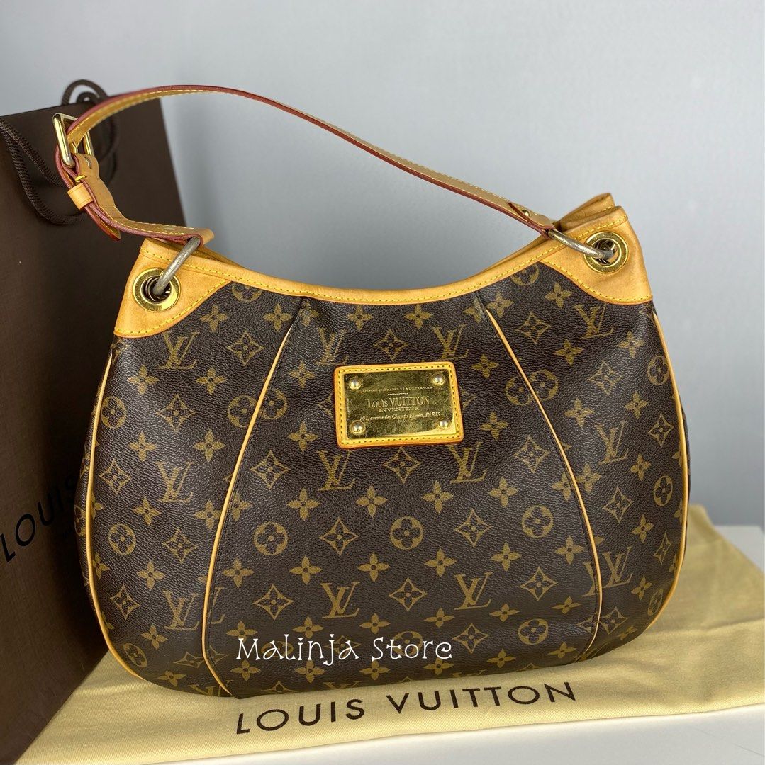 LOUIS 200 limited edition tote bag, Women's Fashion, Bags & Wallets,  Shoulder Bags on Carousell
