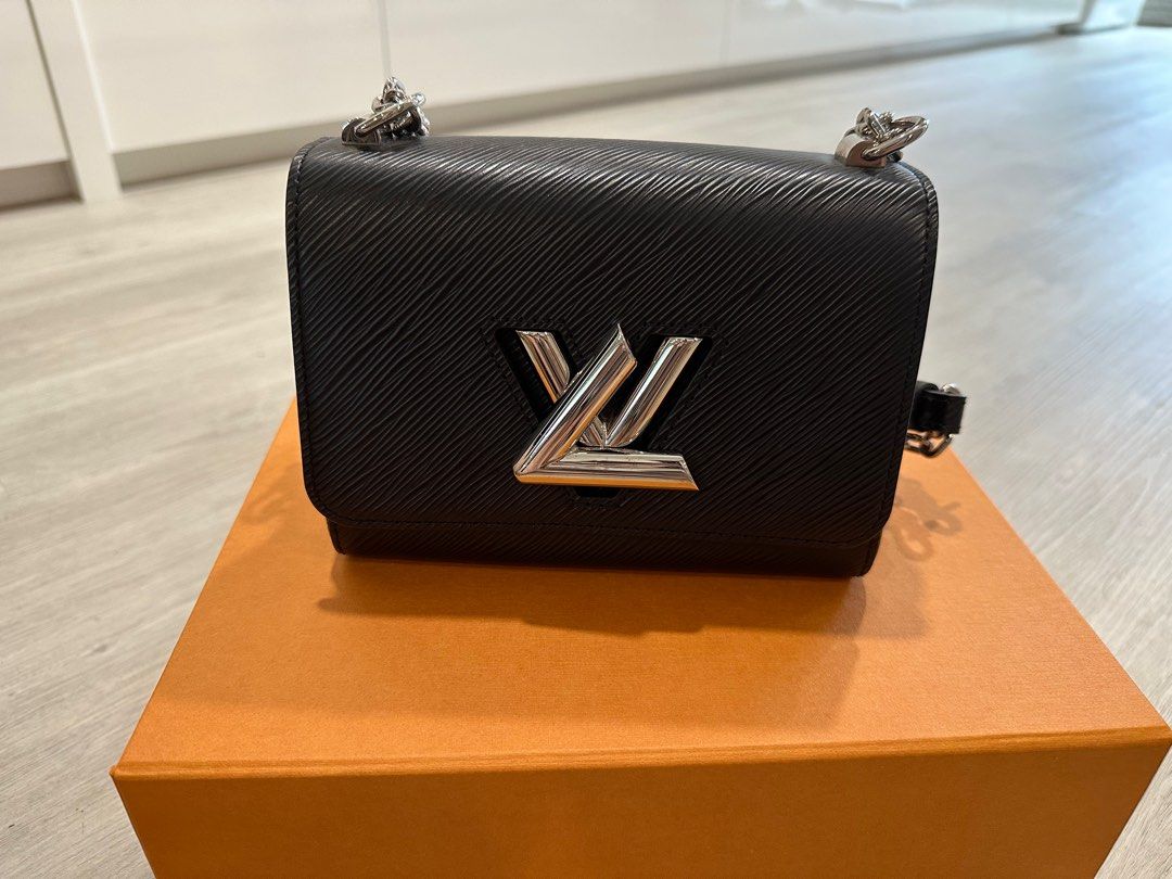 BNIB Authentic Louis Vuitton Black/Gold Leather TWIST PM Bag Black Hardware