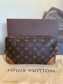 100% Authentic Vintage Louis Vuitton LV Classic Monogram Document Pouch  Clutch Laptop Work Document Bag Unisex, Men's Fashion, Bags, Belt bags,  Clutches and Pouches on Carousell