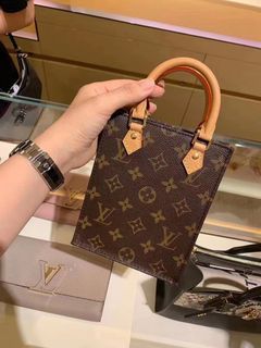 Louis Vuitton MONOGRAM 2020-21FW Petit sac plat (M81295)