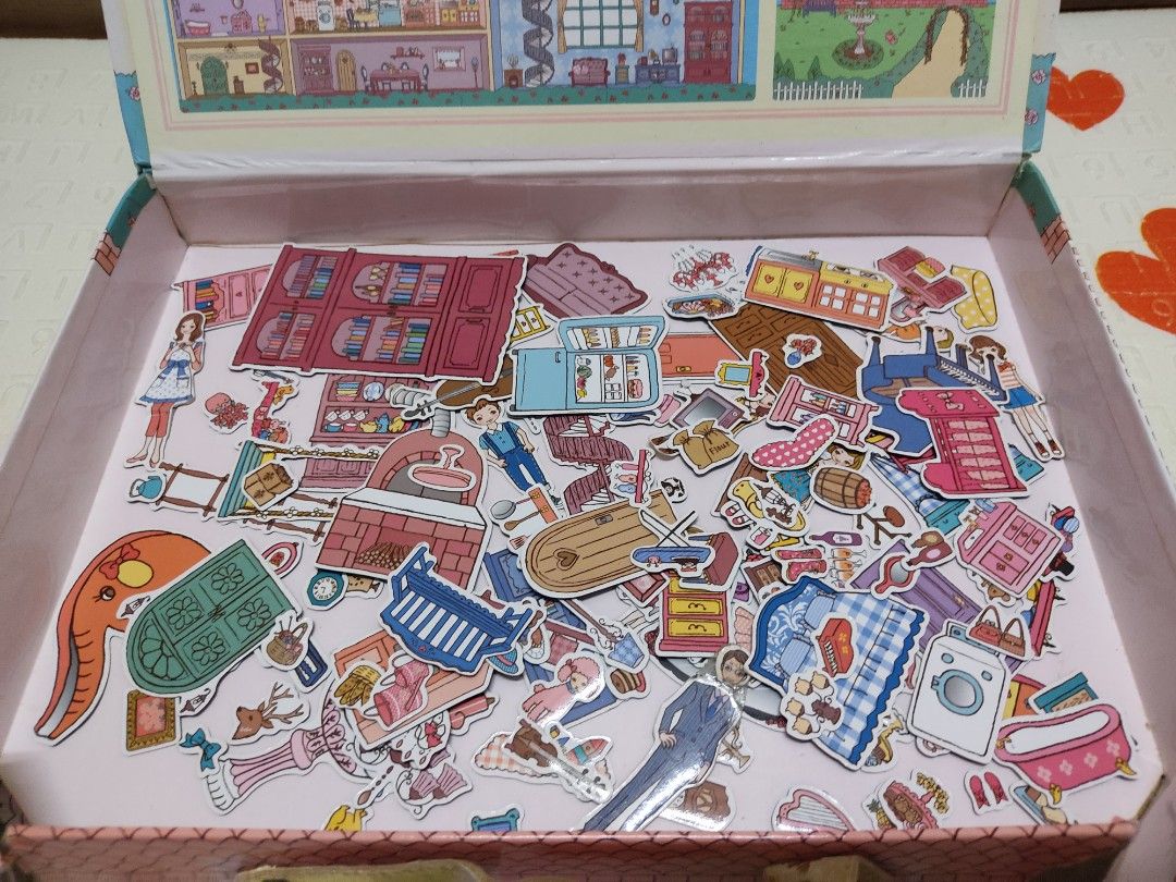 Magnetic doll house on Carousell