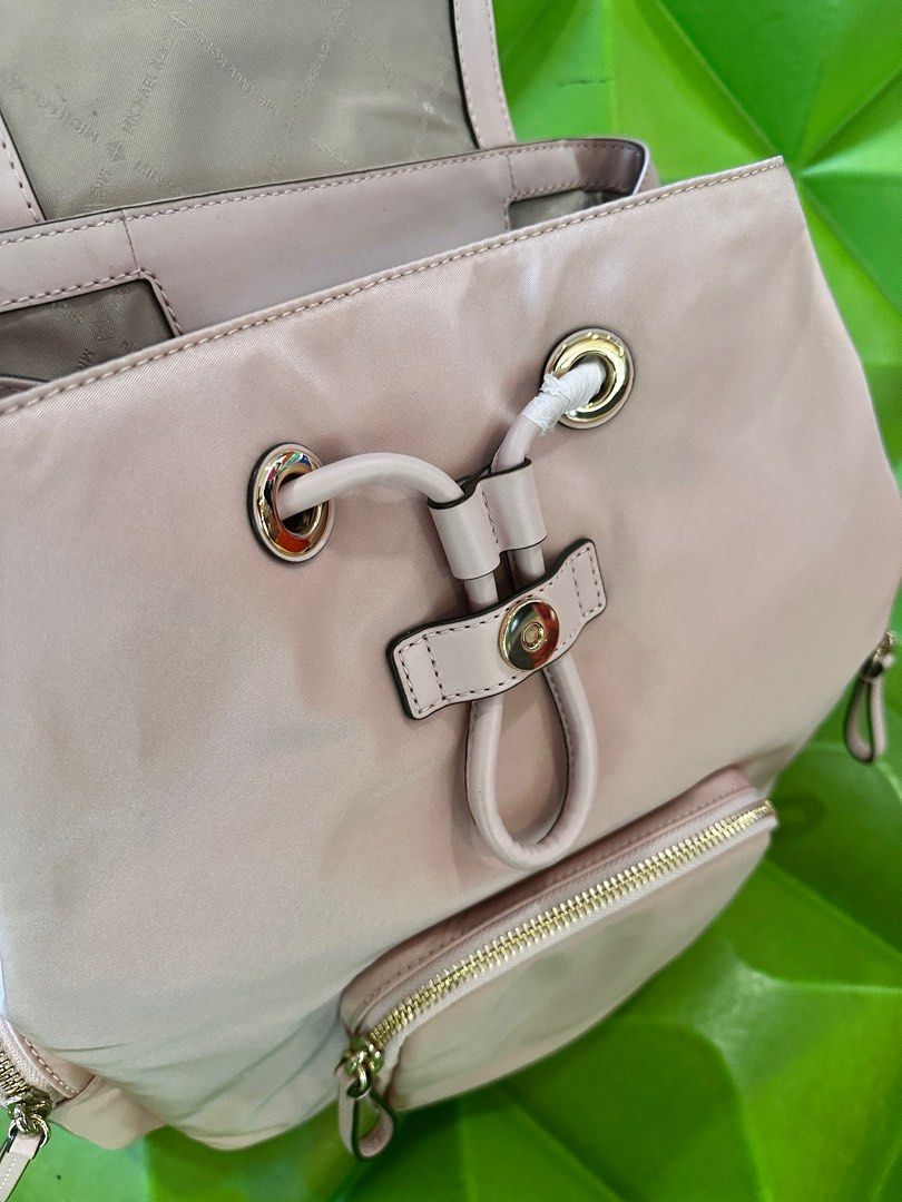 Michael Kors Abbey Backpack Large, Women's Fashion, Bags & Wallets, Backpacks on Carousell