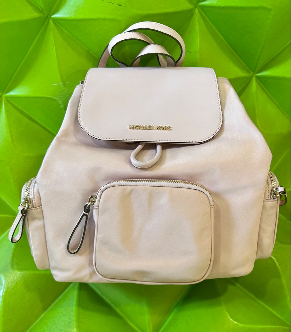 Michael Kors Abbey Backpack Large, Women's Fashion, Bags & Wallets, Backpacks on Carousell