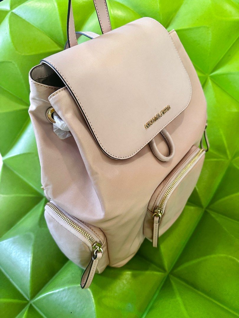 Michael Kors Abbey Backpack Large, Women's Fashion, Bags & Wallets, Backpacks on Carousell