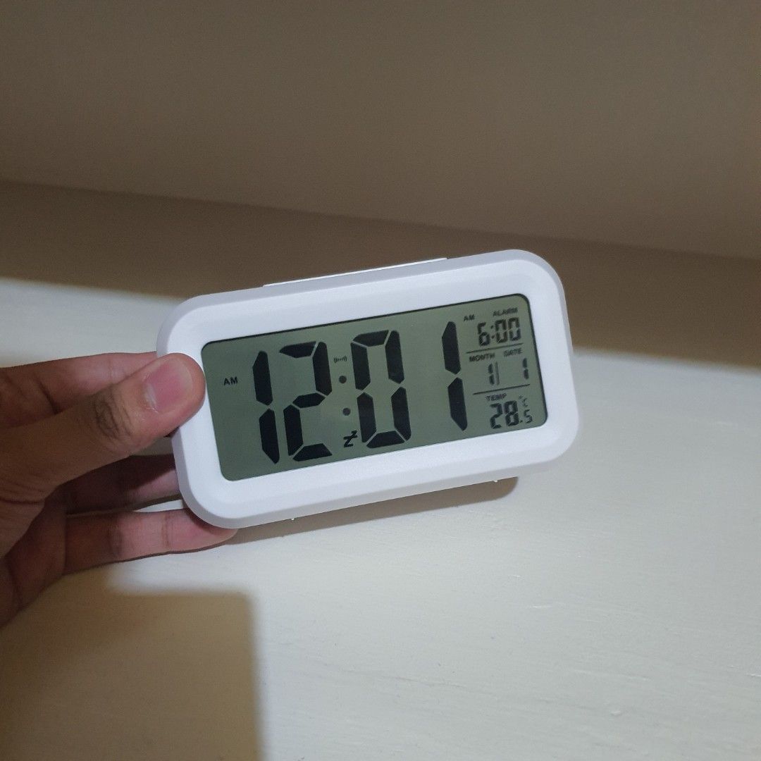 Minimalist Digital Alarm Clock with light sensor, Furniture & Home