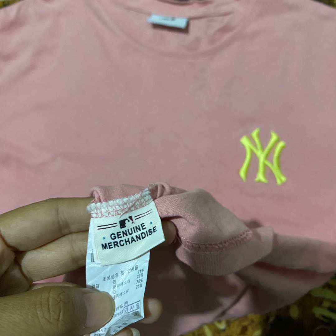 Gucci new York Yankees t shirt, Men's Fashion, Tops & Sets, Tshirts & Polo  Shirts on Carousell